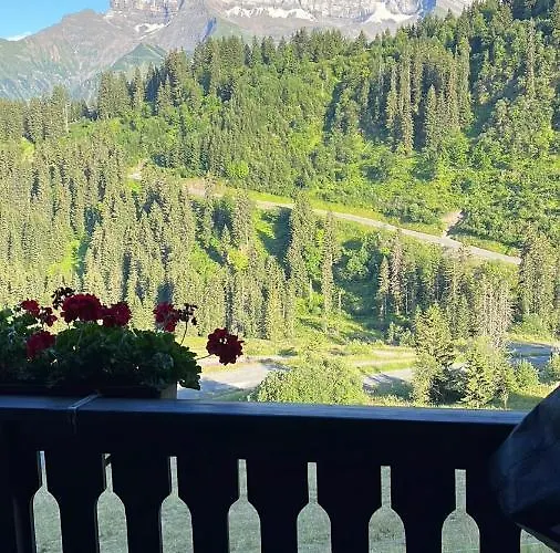 Edelweiss 6 Apartment *